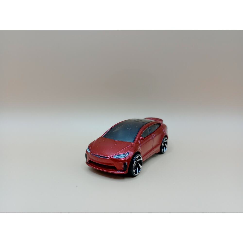 TESLA MODEL X SUV RARE 1:64 SCALE LIMITED COLLECTIBLE DIORAMA DIECAST MODEL CAR